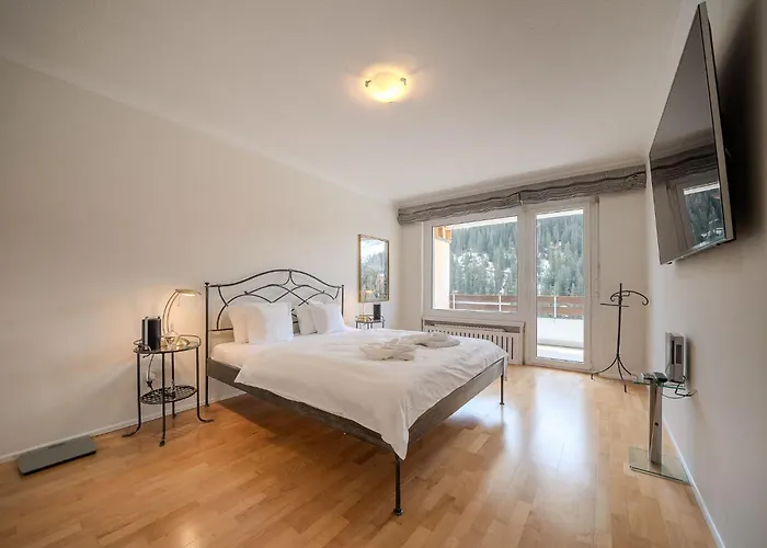 Irmella 39 By Vacations, Mit Pool & Sauna Arosa